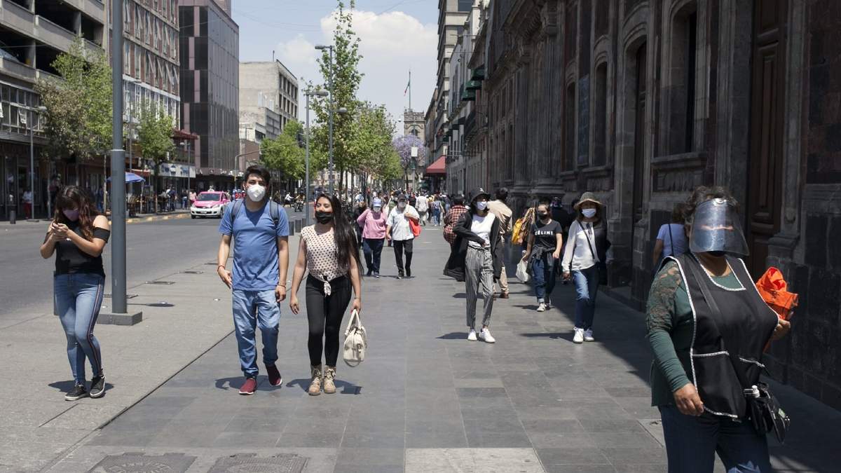 El uso de cubrebocas en lugares abierto ya no es obligatorio