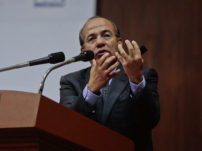 AMLO renunció a ser presidente para convertirse en jefe de una facción: Calderón