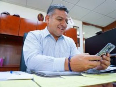 Suspenden al Secretario de Administración del IPN; lo acusan de enriquecimiento y desvío de recursos