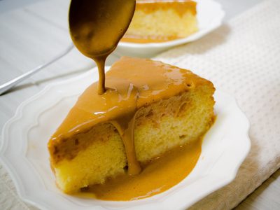 Torta húmeda de dulce de leche: fácil de hacer y perfecta para acompañar con unos buenos mates