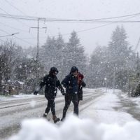 Clima en Neuquén: la semana comenzará con lluvias fuertes y nevadas en cordillera