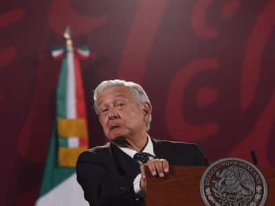 Proceso sí es periodismo, pero no el comprometido; “administra” la descomposición política: AMLO