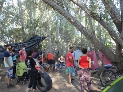 Los propietarios de la chacra de Valentina Sur se rehúsan a negociar y esperan el desalojo