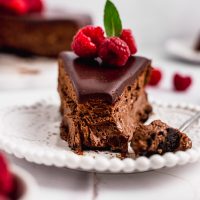 Cheesecake de chocolate: sin azúcar y con una textura súper cremosa, el postre definitivo para comer rico y sin culpas