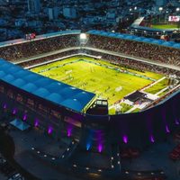 Amigos de Andy y Adán Augusto derrochan dinero público en estadio sin equipo