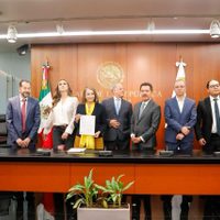 Senadores reciben el Plan B de la reforma electoral de Sheinbaum