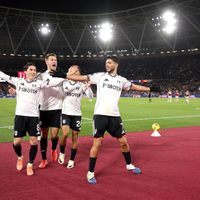 Raúl Jiménez anota el gol del triunfo para el Fulham en su último partido del año