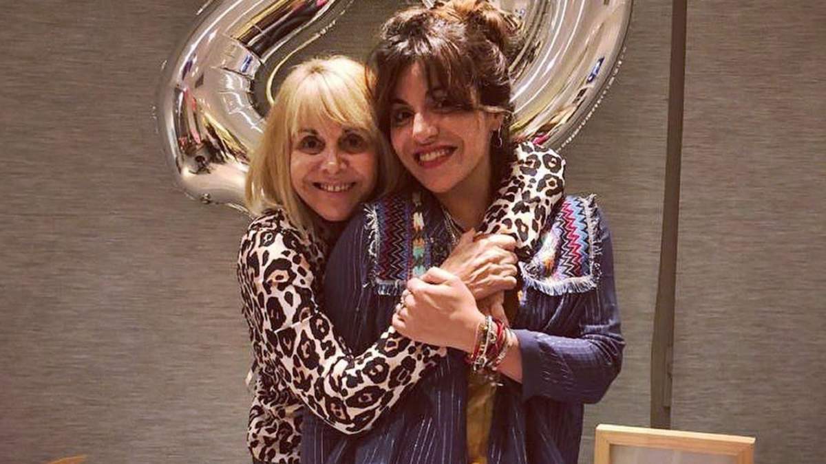 Claudia Villafañe y Gianinna Maradona. Fuente: (Instagram)