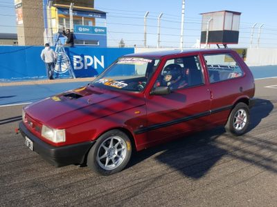 Las picadas pusieron primera en el autódromo de Centenario