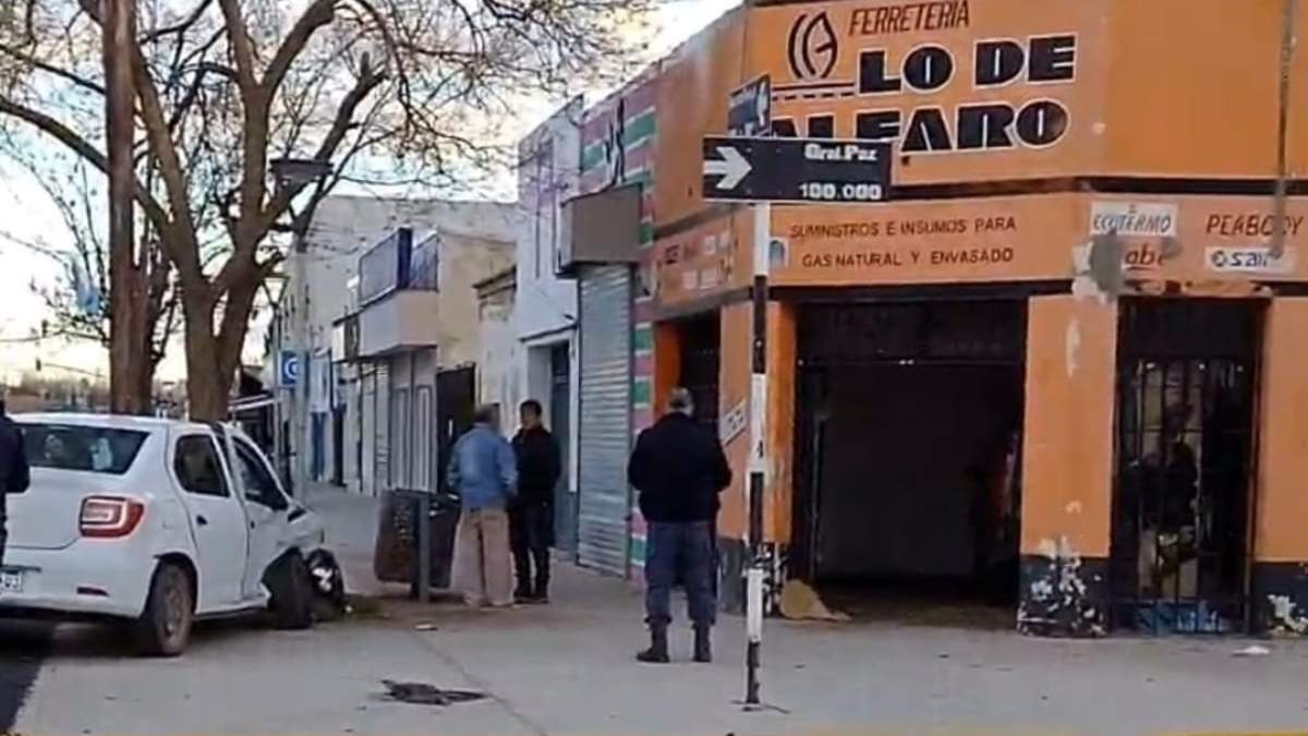 Accidente en General Paz y Avenida del Trabajo, Cutral Co. Fuente: (La Voz de Neuquén)