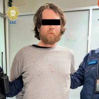 Indagan por lesiones dolosas a sujeto que acuchilló a venezolano en el AICM