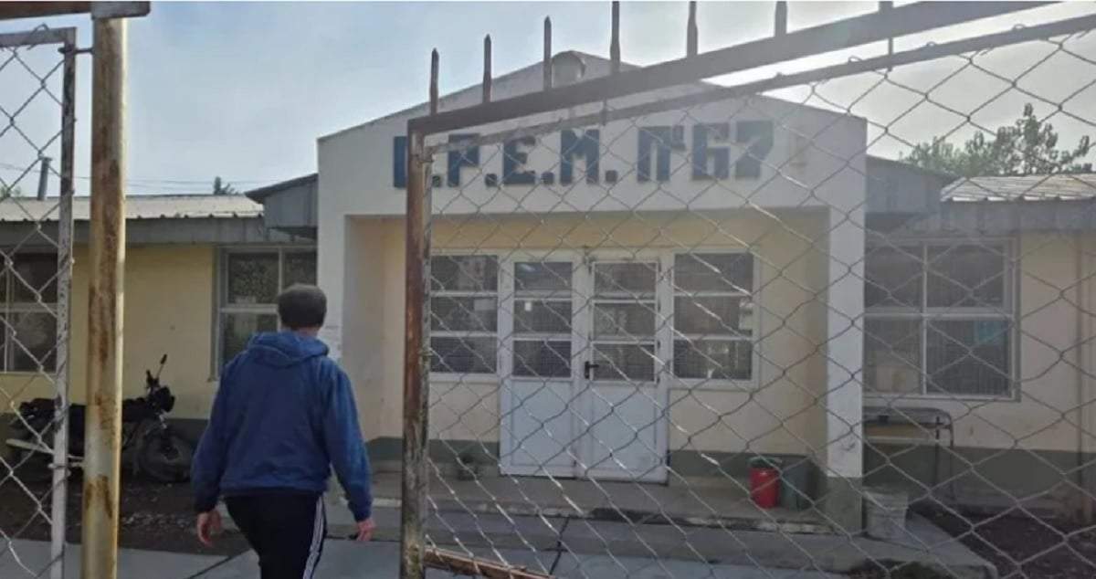 El hecho causó temor en la comunidad educativa del CPEM 67. Fuente: (LMN)