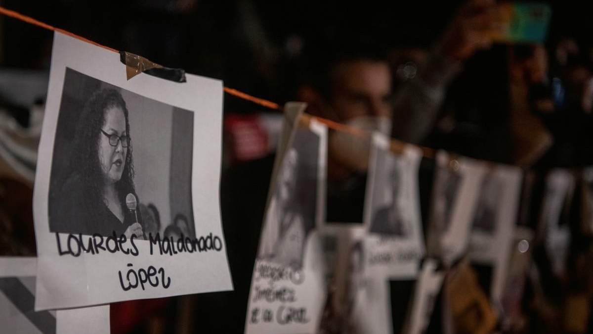 Protesta de periodistas en Segob