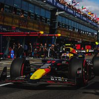 Verstappen gana la pole del Gran Premio de Australia; “Checo” saldrá sexto por castigo