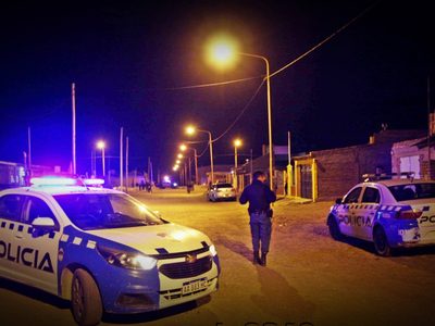 ¡De fiesta en plena cuarentena! Revuelo en Zapala. Mirá