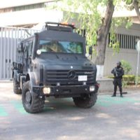 Trasladan a casa de arraigo de la FGR a la madre de "El lunares"