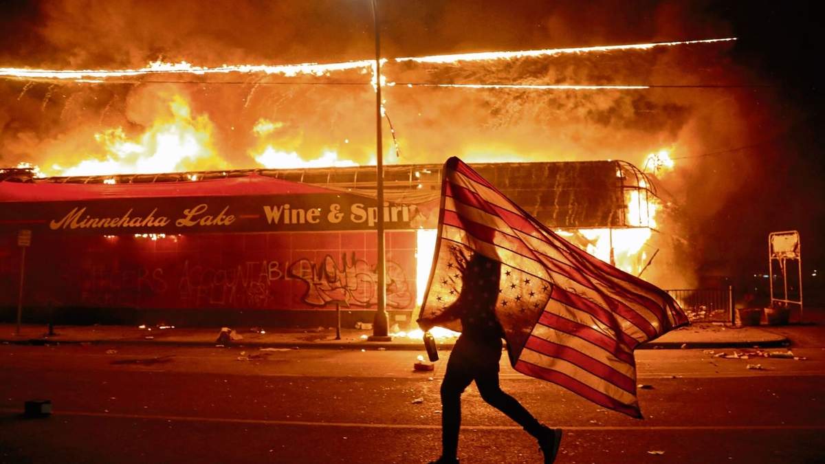 En Estados Unidos se ven protestas como hace décadas no se veían. Fuente: (Twitter)