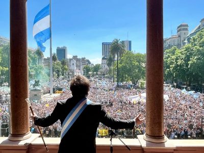 El fracaso de la ‘Ley Ómnibus’ desata la primera gran crisis del gobierno de Milei