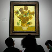 Activistas sociales vandalizan "Los Girasoles" de Van Gogh