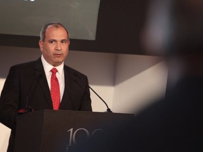 Juez da luz verde a la captura de Carlos Treviño, exdirector de Pemex