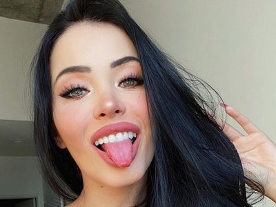 "¡Encuerada a más no poder!" Así lo hizo Claudia Alende para sus fans ¡Diosa!