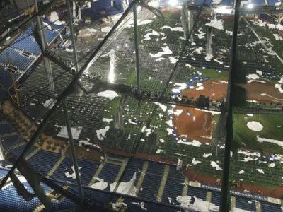 Milton daña techo del estadio de Rays e impide partido de pretemporada de NBA
