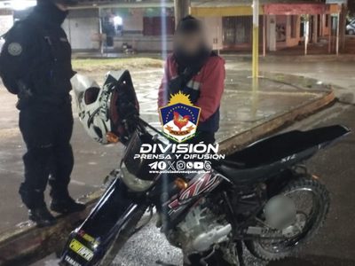 Atraparon a un "narcodelivery" por las calles de Centenario
