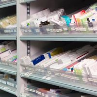 Adiós a las restricciones de 2012: cómo es el nuevo régimen para patentar medicamentos en Argentina