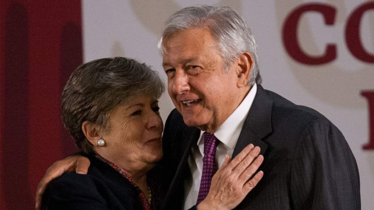 Alicia Bárcena y Andrés Manuel López Obrador
