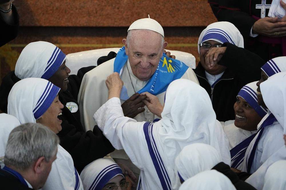 Reunión con sacerdotes y religiosos en la catedral de Nuestra Señora del Perpetuo Socorro en Nur-Sultan, Kazajistán