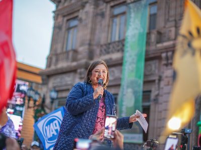 Xóchitl Gálvez exige a AMLO que deje de actuar como “jefe de campaña”