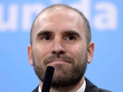 Guzmán no cede ante los bonistas: negó cualquier posibilidad de extender el plazo de la oferta