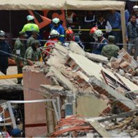 Mueren anciano y niño tras explosión de tanque de gas en León
