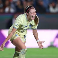 América remota y vence 2-1 a Pachuca en la final de ida