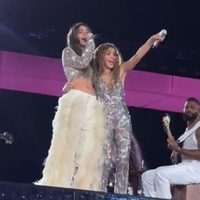 Belinda canta “Día de Enero” junto a Shakira en último concierto en CDMX (Videos)