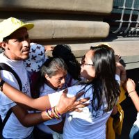 "Cinturón de paz" fracasa ante actos vandálicos de encapuchados; reportan 14 lesionados