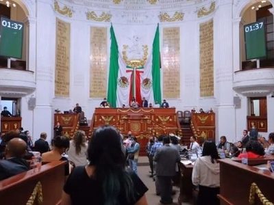 Congreso CDMX: cuatro diputados del PVEM se cambian a Morena; oposición acusa sobrerrepresentación
