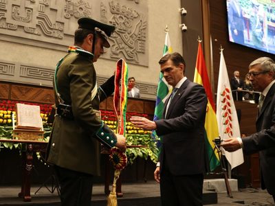 Rodrigo Paz jura como presidente de Bolivia y abre nuevo ciclo político tras 20 años de socialismo