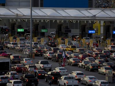 La frontera entre México y Estados Unidos continuará cerrada parcialmente hasta septiembre