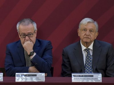 AMLO afirma que buscan calumniar a su gobierno por la muerte de Carlos Urzúa