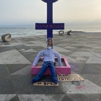 La cara de Marlon Botas, feminicida de Montserrat Bendimes, es colocada en Antimonumenta de Veracruz