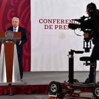 AMLO: buscan enfrentarnos con los padres de Ayotzinapa; rechaza manifestaciones violentas