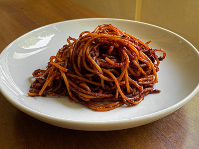 Pasta all’assassina: un receta para principiantes que te hará ver como un chef profesional