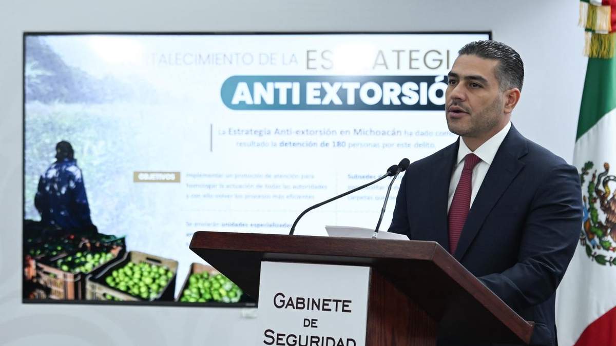 Omar García Harfuch en la conferencia del domingo
