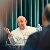 El Vaticano condena el cambio de sexo, teoría de género y los vientres de alquiler