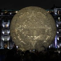 "Memoria Luminosa" genera tensión entre la Iglesia y el gobierno capitalino