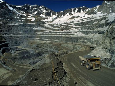 En Chile advierten que el avance tecnológico hará caer el precio del cobre
