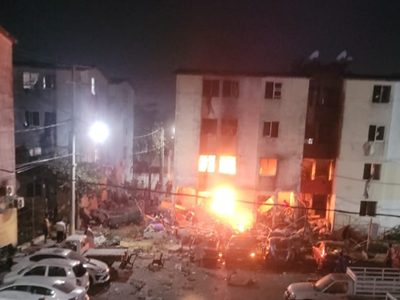 Potente explosión en complejo de departamentos en Michoacán; hay dos muertos y 19 heridos