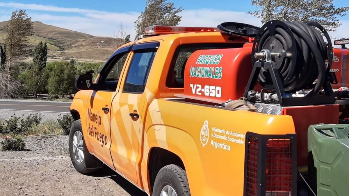 Una de las camionetas adquiridas para combatir los incendios forestales. Fuente (Facebook)