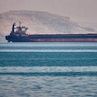 El intento de EU de abrir el estrecho de Ormuz pone a prueba el frágil cese el fuego con Irán